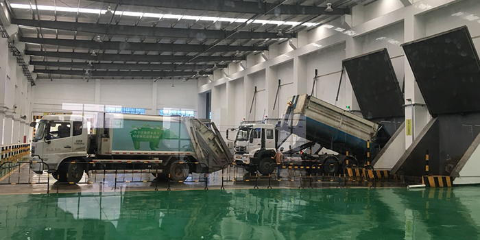 翌駿環(huán)保於2018年1月9日參加由東莞市環(huán)境保護(hù)產(chǎn)業(yè)協(xié)會組織的一系列會員走訪活動參觀學(xué)習(xí) 翌駿環(huán)保於2018年1月9日參加由東莞市環(huán)境保護(hù)產(chǎn)業(yè)協(xié)會組織的一系列會員走訪活動參觀學(xué)習(xí)