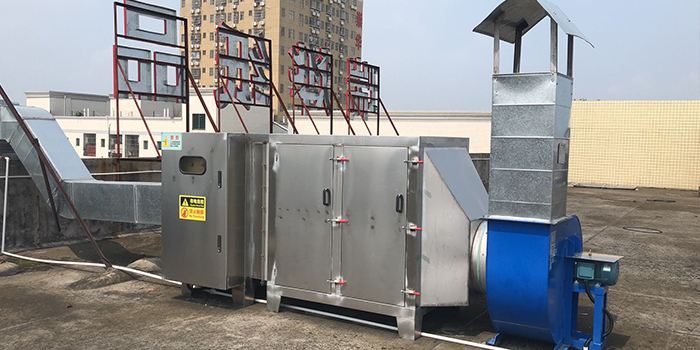 東莞市銘榮包裝材料有限公司廢氣處理工程案例現(xiàn)場 東莞市銘榮包裝材料有限公司廢氣處理工程案例現(xiàn)場